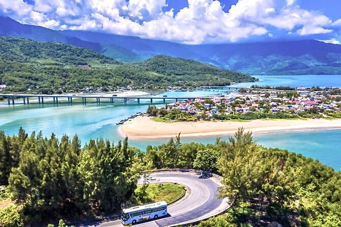 5 days Center Vietnam Package Tour with Danang Hue and Hoian - Day 5: breakfast at your hotel and transfer to Hanoi flights