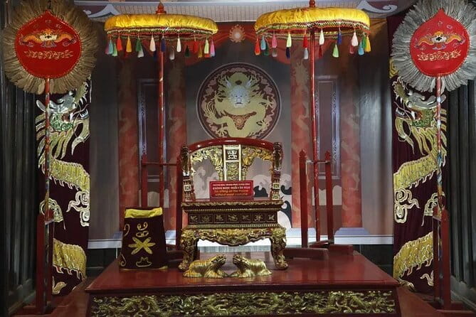 5 days Center Vietnam Package Tour with Danang Hue and Hoian - Extra fees and walking comfort: how to avoid day-of surprises