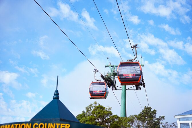 Ba Na Hills Golden Bridge Private Guided Tour - Getting Up the Mountain: Cable Car Transfer Without Headaches