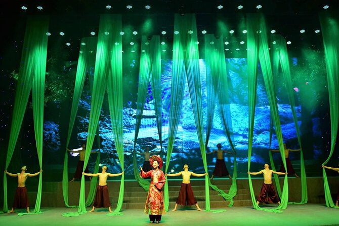Charming Da Nang Show : Culture-Art-History-LifeStyle of Vietnam - A one-hour show that puts Da Nang culture on stage