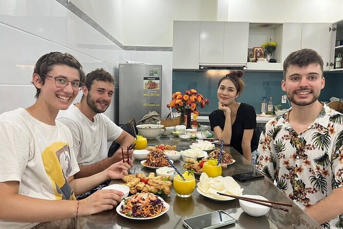 Cooking Class and Tasting Pho in Da Nang with Local Chef - Da Nang Pho Class That Feels Like Dinner With Instruction