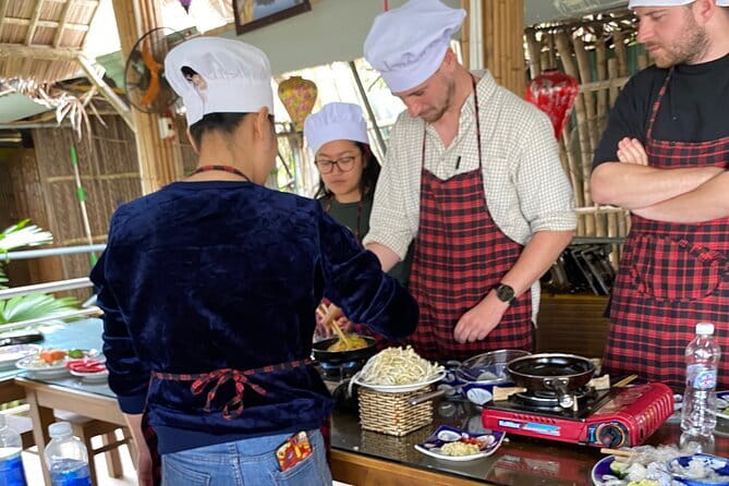 Cooking Class and Tasting Pho in Da Nang with Local Chef - Who This Pho Cooking Class Suits Best