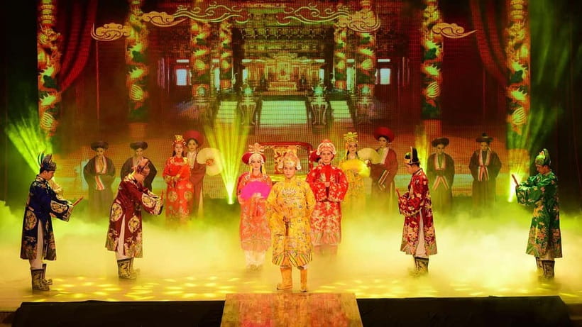 Da Nang: Ao Dai Show - Two things I really like