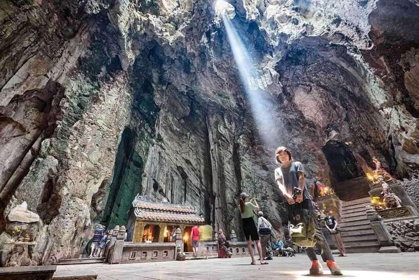 Da Nang: Bana Hills, Golden Bridge and Marble Mountains Trip - Golden Bridge: the check-in moment with real drama