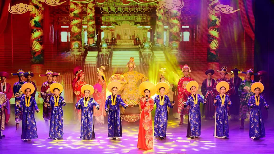 Da Nang: Da Nang Charming show ticket - Minh Mang and Khai Dinh Tombs: why the stop matters