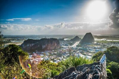 Da Nang Famous Sites Tour with English-Speaking Driver - Ba Na Hills and Golden Bridge: the big ticket, the big payoff
