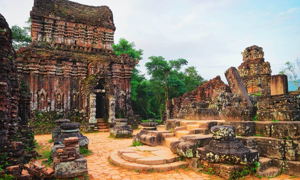 Da Nang: Full-Day My Son Sanctuary Tour - Hindu temple architecture inside central Vietnam’s Buddhist setting