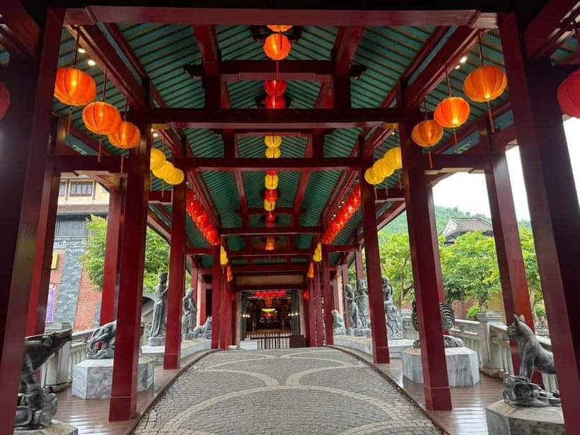 Da Nang: Golden Bridge, Ba Na Hills & Buffet Lunch Included - Lunch: buffet included, so manage your timing