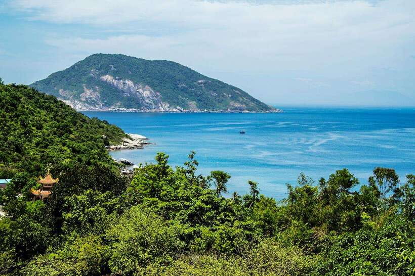 Da Nang: Hai Van Pass And Lang Co Beach Scenic Discovery - What the Schedule Feels Like in a 9-Hour Day