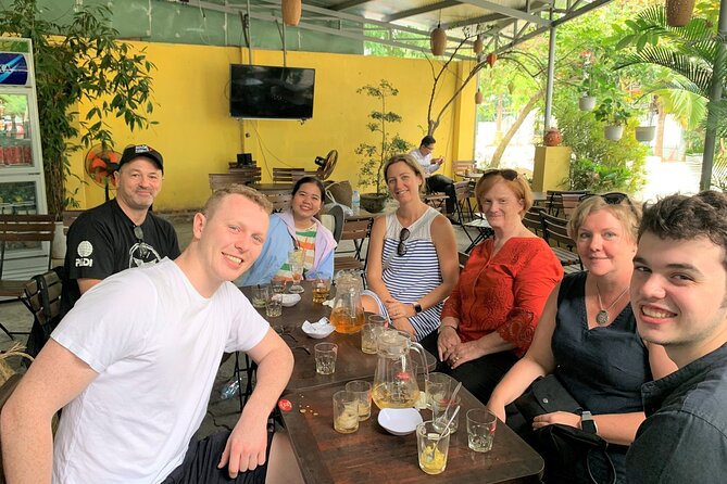 Da nang Helping Hand Food Trail (Da nang Food Tour) - Guide Energy: Rosie, Lucy, and Hannah Make It Personal