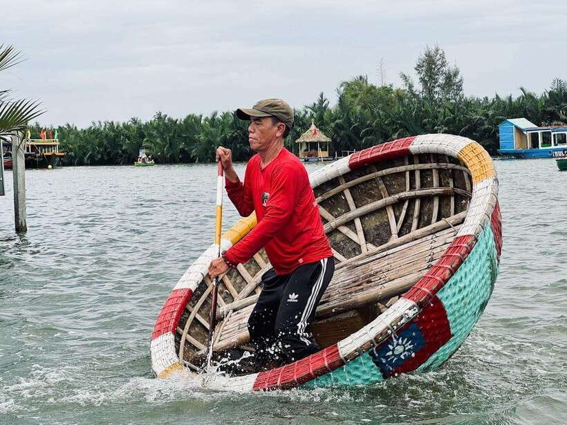 Da Nang: Hoi An Ancient Town, Coconut Jungle & Lanterns - Should you book the Da Nang: Hoi An Ancient Town, Coconut Jungle & Lanterns tour?