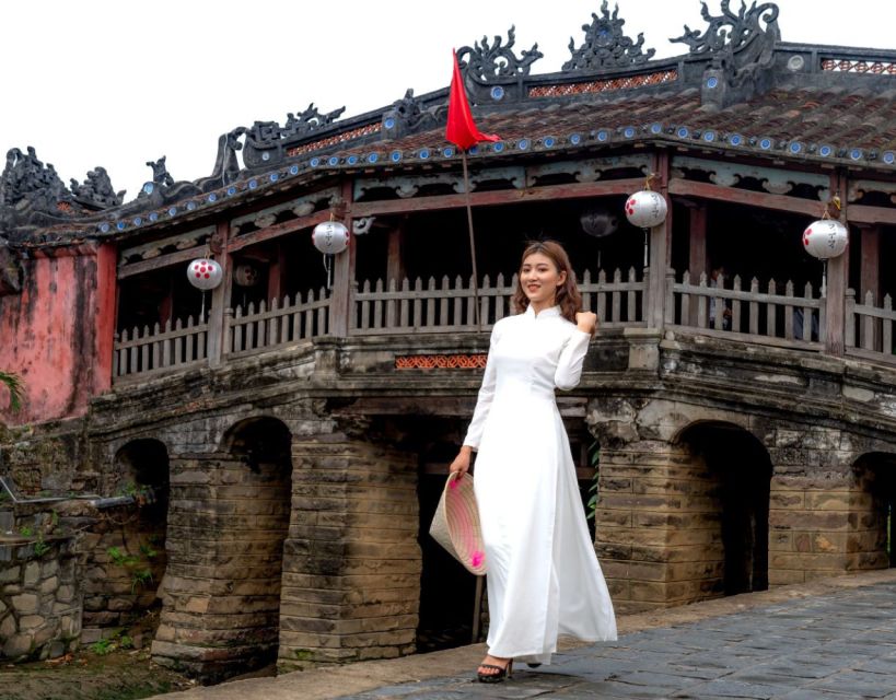 Da Nang: Hoi An Instagram Tour (Private & All-Inclusive) - Hoi An Bridge photos at the 4:30 PM window