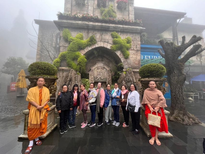 Da Nang: Lady Buddha, Marble Mountains, and Am Phu Cave Tour - Am Phu Cave: the Hell Cave walk and how to handle cave conditions