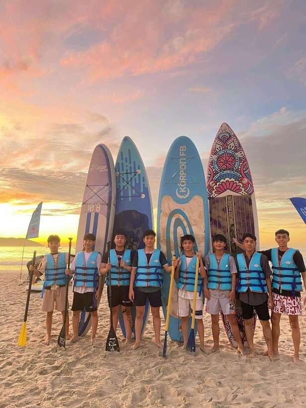 Da Nang: Man Thai Beach Stand-Up Paddleboarding Tour - Hon Sup coral reefs and snorkeling with provided gear