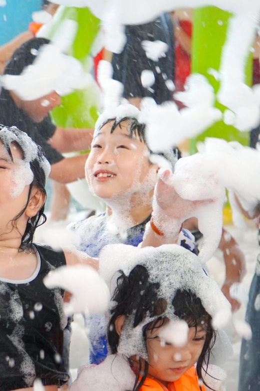 Da Nang: Mikazuki Water Park 365 with Onsen E-Ticket - Slides and wave pools: the thrill side that works for mixed groups