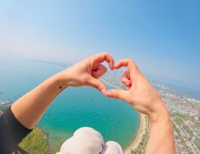 Da Nang: Monkey Mountain Paragliding Experience - From Buu Dai Son Pagoda to Takeoff: The Ride That Sets the Tone