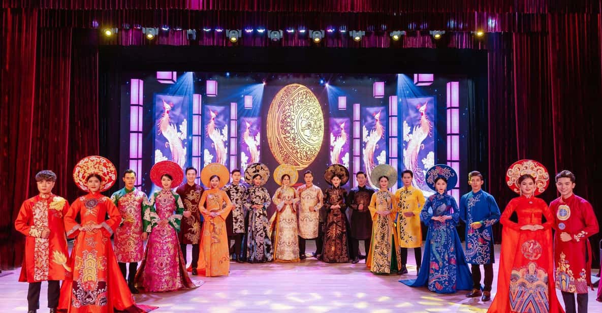 Da Nang "The Ao Dai" Show: Timeless Vietnamese Elegance - English narration on stage: how to follow without getting lost