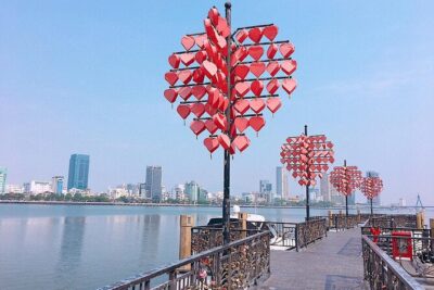 Danang Food City Tour by Motorbike - Private Tour - Han River: the calm lead-in to the bridge action