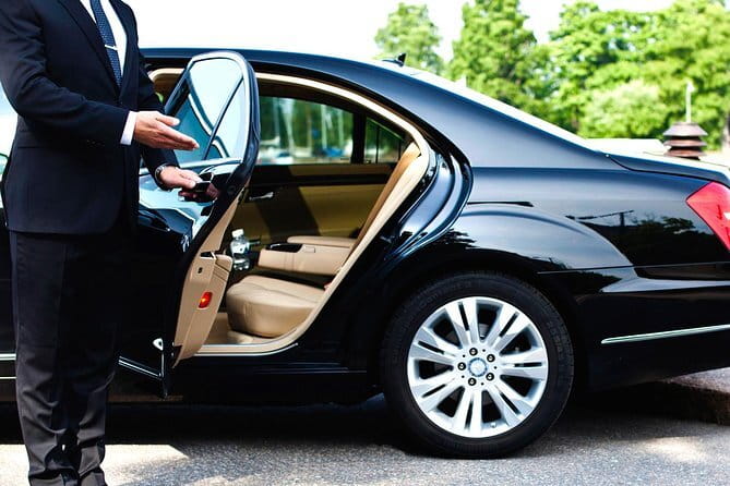 Danang Private Airport Transfer - Who this private transfer suits best
