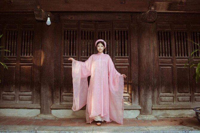 Experience Traditional Vietnamese Costumes at Dong Dinh Museum - Why Dong Dinh Museum Costume Photos Work So Well in Da Nang