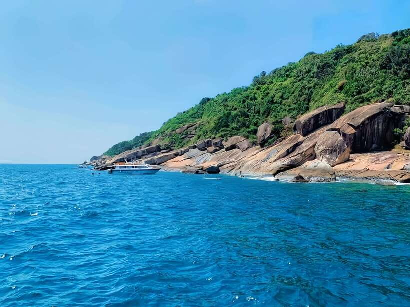 From Da Nang/Hoi An: Cham Islands Tour with Snorkeling - Getting from Da Nang or Hoi An to the Cham Islands without losing the day