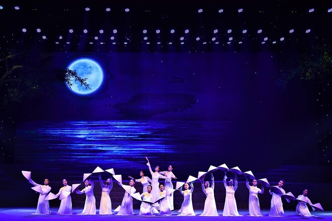 From Danang : 2026 Charming Da Nang Show Ticket with Hotel Pickup - Getting There Smoothly: Pickup, private ride, and where you meet