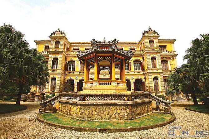 Fullday explore Hue Imperial city from Hoi An by private car - How the private-car service feels in real life