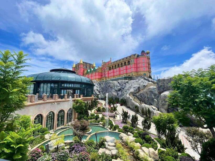 Hoi An/Da Nang: Ba Na Hills and Golden Bridge Afternoon Tour - Cable car ride: the fastest way to reach the top