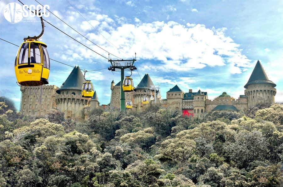 Hoi An/Da Nang: Ba Na Hills & Golden Bridge Small-Group Tour - Dream Stream Cable Car: The View Part Comes First