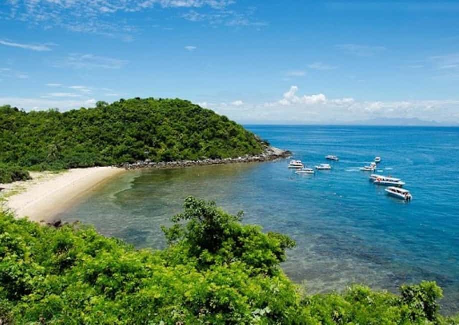 Hoi An/Da Nang: Cham Islands Snorkeling by Speedboat w Lunch - White-sand beach time and a seafood lunch: the downtime you actually need