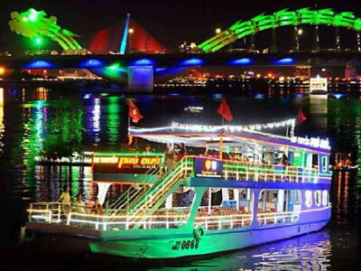 Hoi An/Da Nang: Da Nang Food Tour & Cruise Trip on Han River - The evening flow: pickup, van rides, and when you’ll eat