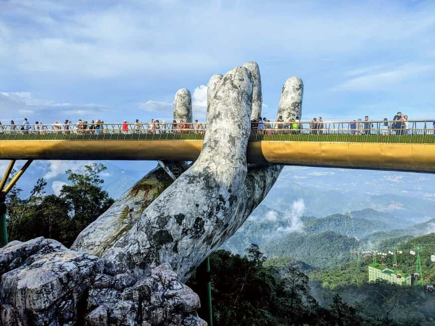 Hoi An/Da Nang: Golden Bridge - BaNa Hills Small Group Tour - The cable car ride: not just transit, but part of the show