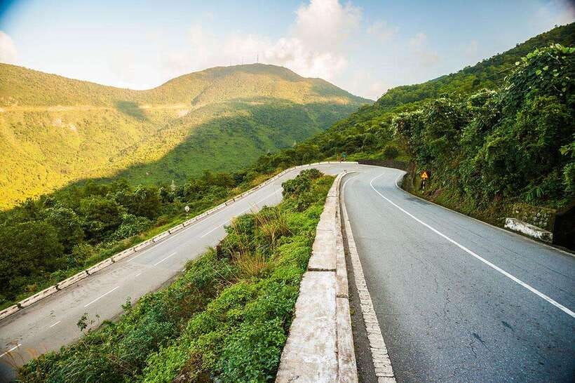 Hoi An: Private Car to Hue with Fabulous Stops Along the Way - Should You Book This Hoi An to Hue Private Car?