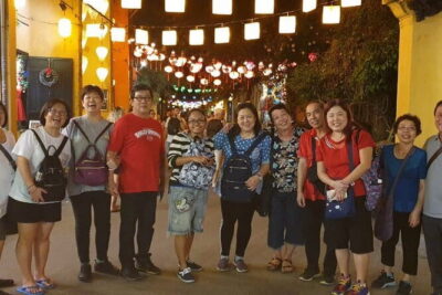Hoi An Walking Tour, Sampan Boat Trip , Foodie Tour by Night - The night food tour: how the tastings actually work