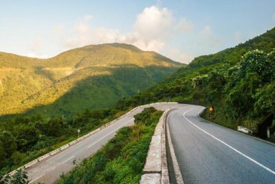 Hue Imperial City & Hai Van Pass Small Group Tour from Da Nang – Full Day - Tomb of Khai Dinh: palace vibes in 90 minutes