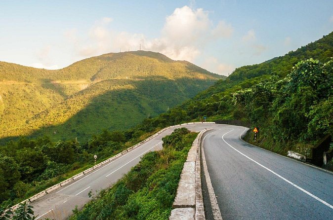 Hue Imperial City & Hai Van Pass Small Group Tour from Da Nang – Full Day - Logistics that affect your enjoyment (more than you think)