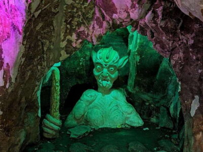 Marble Moutains, Monkey Islands, and Hell Cave Luxury Tour - Monkey Mountain on Sơn Trà: Lady Buddha and a gentle stroll