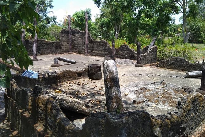 MY LAI MASSACRE Tour from Hotel in Da Nang City or Hoi An City ( Private Tour ) - Stop 1: My Lai Massacre Museum (30 Minutes of Context)