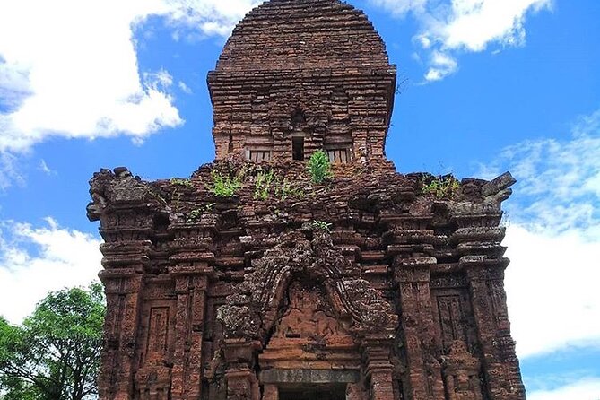 My Son sanctuary and Marble mountain tours or transfer - The booking choice: tour with guide vs private transfer