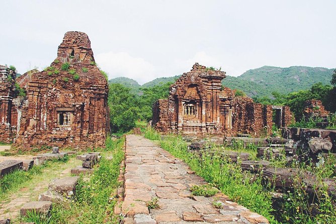My Son Sanctuary - Hoi An Highlights: PRIVATE Full-day Tour from Da Nang - Morning in Hoi An Ancient Town: Lanes, Bridges, Assembly Halls