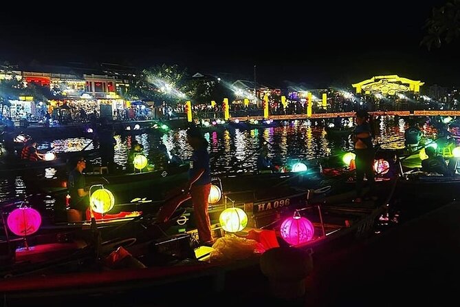 Night Boat Ride in Hoi An- Colourful Lanterns-Pick up at 16:30p.m - Lanterns on the Thu Bon: why the timing matters