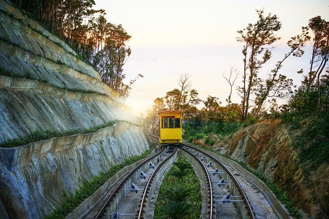 PREMIER TOUR - Discover Golden Bridge and Ba Na hill - Small group by Mini Van - The Golden Bridge walk: best way to handle crowds and fog