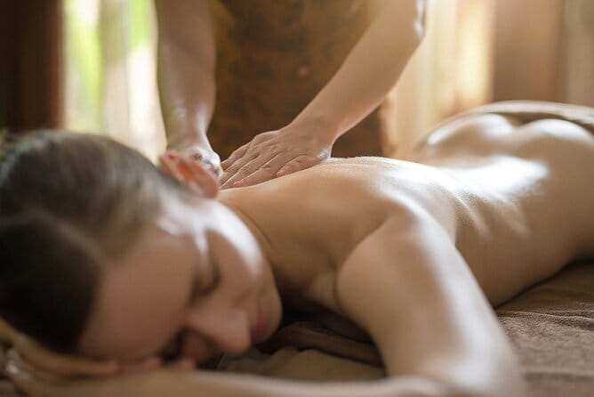 Private Candle Massage In Da Nang - Staff and language support: where the comfort comes from