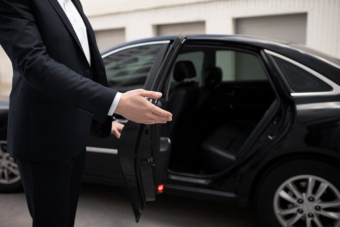 Private Car To Golden Bridge and Back from Hoi An/Da Nang - Who Should Book This Private Car to Golden Bridge?
