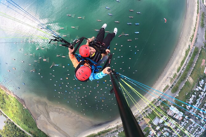 Private Paragliding Experience in Da Nang - Safety and support: certified instructors plus the filming plan