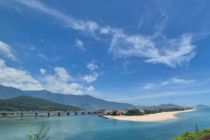 Private Tour in Hai Van Pass via US Army Jeep in Danang - Stop 3: Lap An Lagoon for Cloud Views and Quick Photos