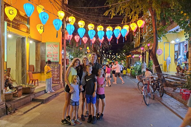 PRIVATE TOUR Marble Mountains-Hoi An Old town-Night Market-Boat - Hoi An Ancient Town: Japanese Bridge to Central Market Street Food