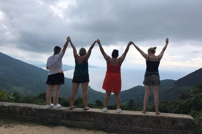 Private Transfer Da nang or Hoi An To Hue Via Ba Na Hill Golden Bridge - Door-to-door pickup in Da Nang or Hoi An (and why it matters)