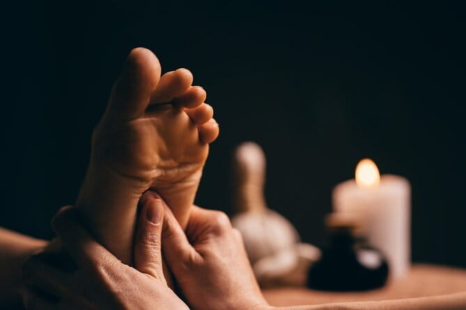 Shiatsu Massage - Where the massage happens: 229 Nguyễn Văn Thoại, easy to plug into your day