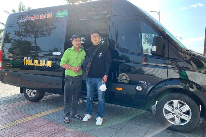 VIP Limousine: Da Nang to Hue Trip - Seeing the bus coming: TravelBus.vn makes waiting easier